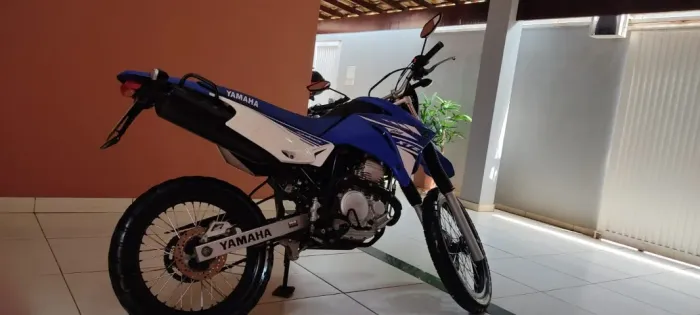 Vendo LANDER 250 / 2019 - Moto em excelente estado de conservação!