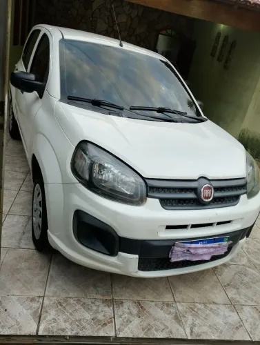 Fiat Uno Attractive 1.0 EVO Fire Flex 8V 5P 2021