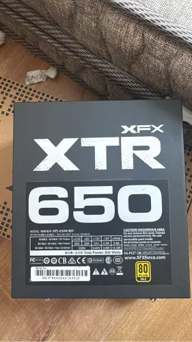 Fonte Fonte Xfx Xtr 650w Full Modular 80 Plus Gold Pfc Ativo