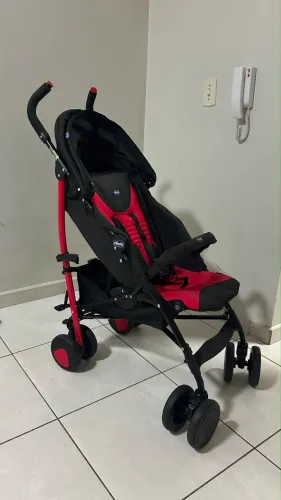 Carrinho de Bebê Chicco Echo Original - Leve, Dobrável e até 22 kg