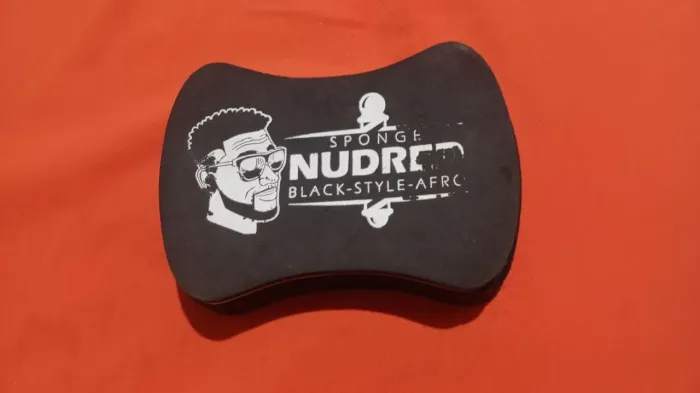 ESPONJA NUDREAD PARA ENROLAR O CABELO CRESPO 