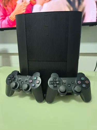 PlayStation 3 super slim 