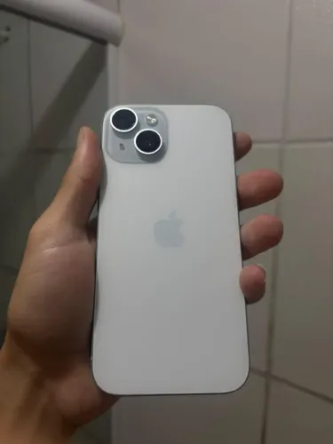 iPhone 15 azul, 128 GB