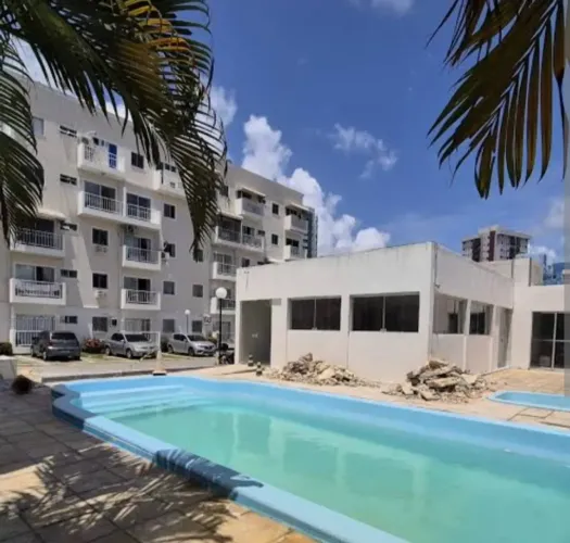 Alugo 2 quartos em Candeias segurança e lazer
