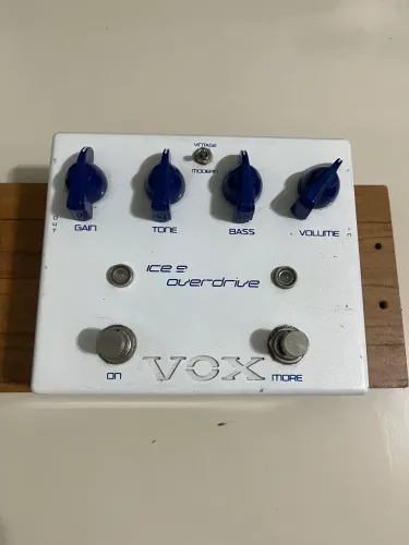 Pedal de Overdrive Vox Ice 9 ft Joe Satriani