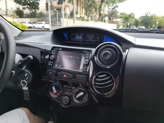 Toyota Etios XS 1.5 Flex 16V 5P Aut. 2017