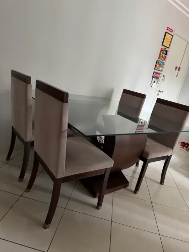 Mesa Quadrada Madeira 140x140 + 5 Cadeiras
