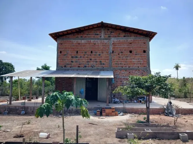 Chácara 3.000 m² com casa, pomar e poço artesiano