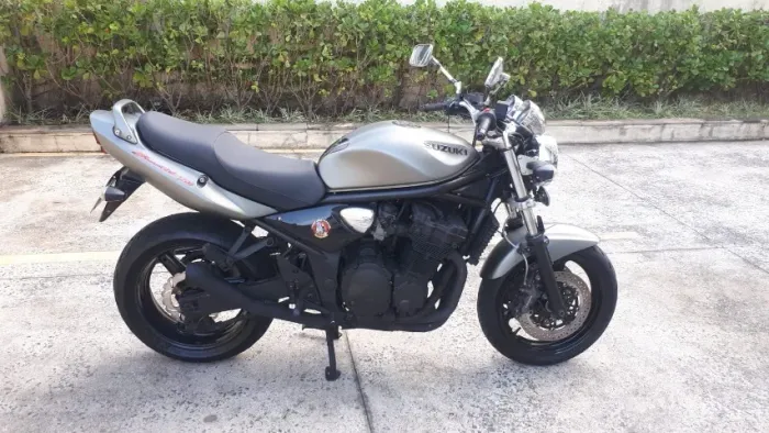 BANDIT 1200N 2005