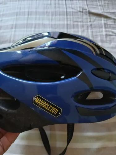 Vendo capacete de bicicleta