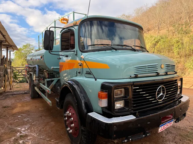 Vendo caminhão pipa 