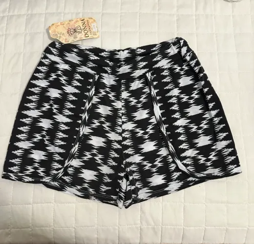 Lote de roupas feminino tamanho M ,roupas novas e seminovas