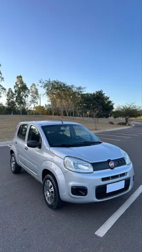 Fiat Uno Attractive 1.0 EVO Fire Flex 8V 5P 2016
