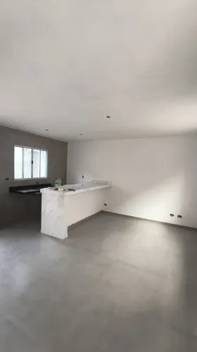 Casa em Condomínio com 2 Quarto(s) e 2 banheiro(s) para Alugar, 60 m² por R$ 2222 / Mês
