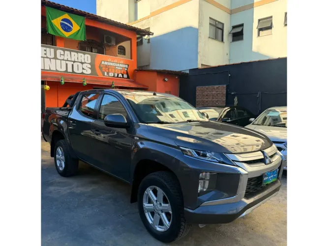 Mitsubishi L200 Triton Sport GLS 2.4 CD Diesel Aut. 2022