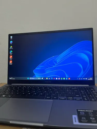 GALAXY BOOK 4 NOTEBOOK 