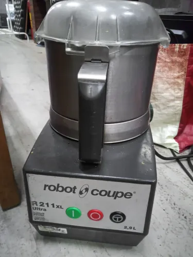 Cutter processador industrial, Marca Robot Coupe, 220v