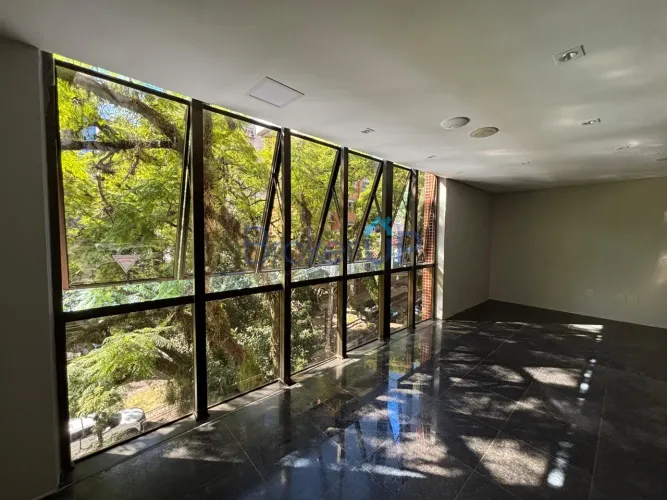 Sala/Conjunto em Independência - Porto Alegre, RS