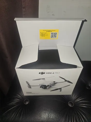 Caixa mini 4 pro