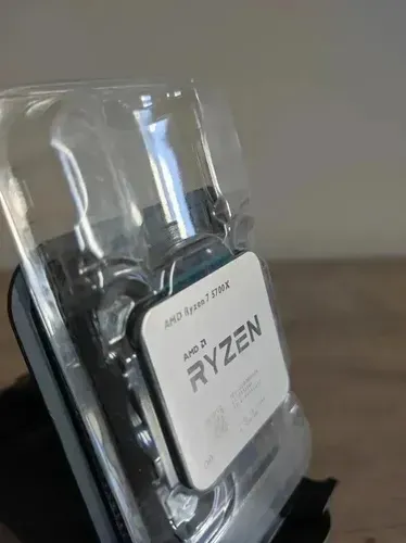 Ryzen 7 5700x