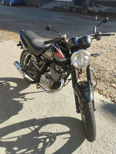 Moto 125 cc - 6.000 $ 