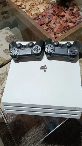 Vendo PS-4 Pró 