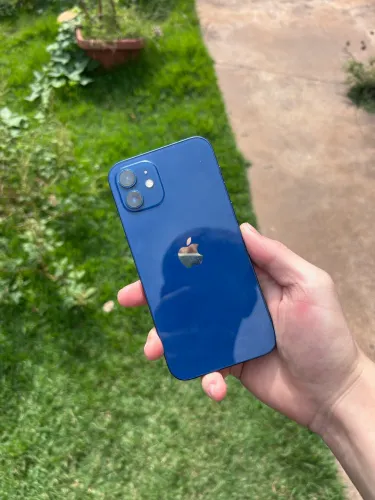iPhone 12