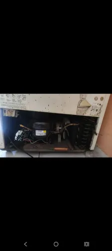 Vendo freezer em perfeito estado funcionando perfeitamente gelando muito!