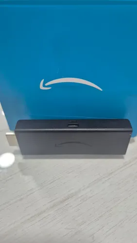 Amazon Fire TV Stick 3ª Geração - Alexa - Full HD
