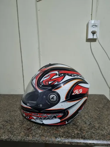 Capacete Shark número 38