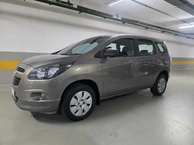 Chevrolet Spin LT 1.8 8V Econo.flex 5P Mec. 2016
