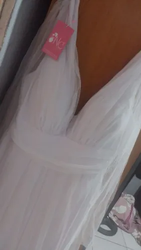 Vestido branco de tule