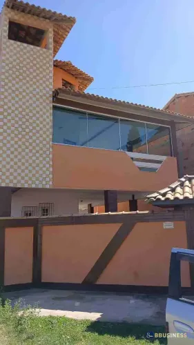 Casa à Venda em Grussaí com 4 quarto, sendo 1 suíte Ampla, Completa e Perto da Praia, São