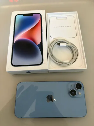 iPhone 14 azul