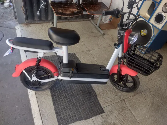 Moto elétrica Nova