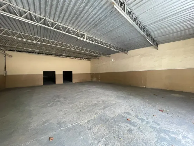 Ponto Comercial para Locação em Fortaleza, Presidente Kennedy, 2 banheiros