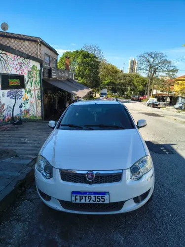 Fiat Palio Week. Attractive 1.4 Fire Flex 8V 2015
