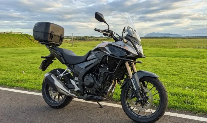 Moto cb500x 2023 ótimo estado contato *1 peterson almeida