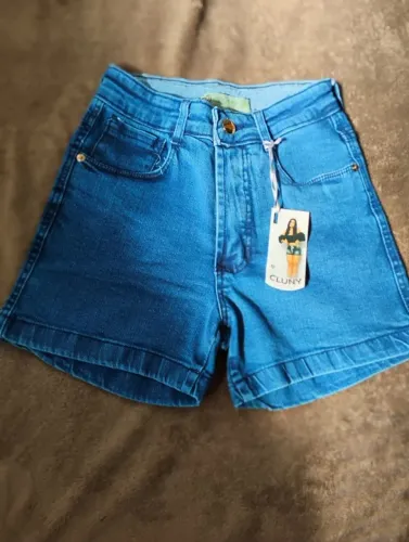 Short jeans feminino