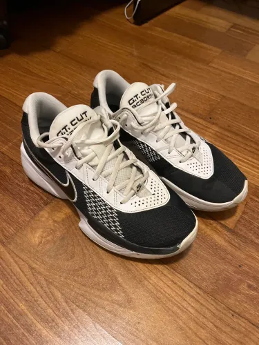 Tênis Basquete G. T. Cut Academy Nike