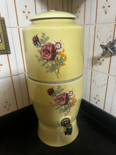 Filtro de porcelana antigo