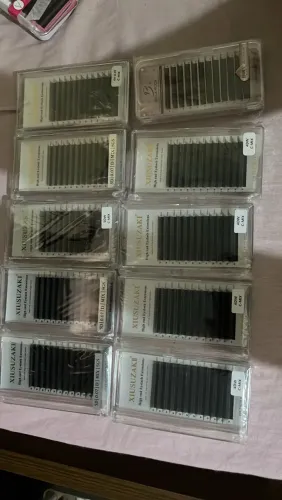 Vendo coisas de cilios