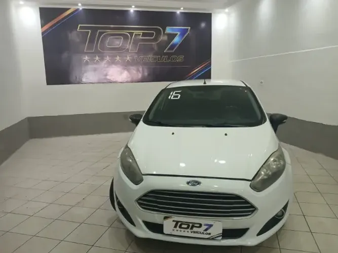 Ford Fiesta 1.6 16V Flex Aut. 5P 2016