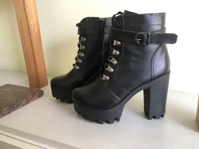Bota de Couro Vicerinne