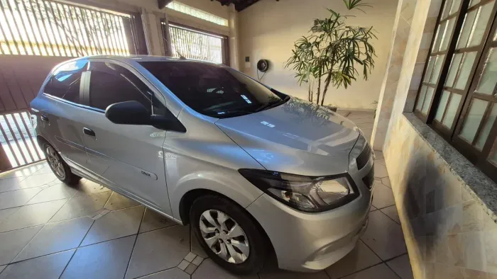 Chevrolet Onix JOY Hatch 1.0 8V Flex Mec. 4P 2019