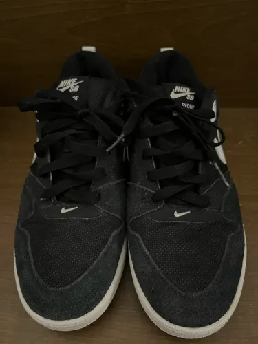 Tênis Nike TAM 37