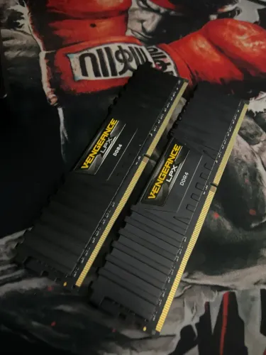 Memória Corsair 16gb