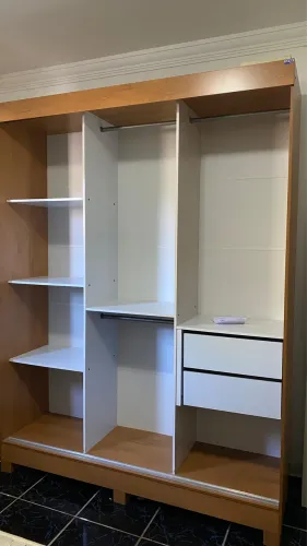 Guarda roupa casal