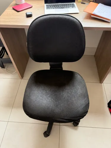 Cadeira Giratória de Escritório - Excelente Estado