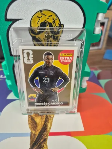 Figurinha Extra Ouro Moisés Caicedo Equador Copa 2026